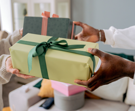 People exchanging gifts